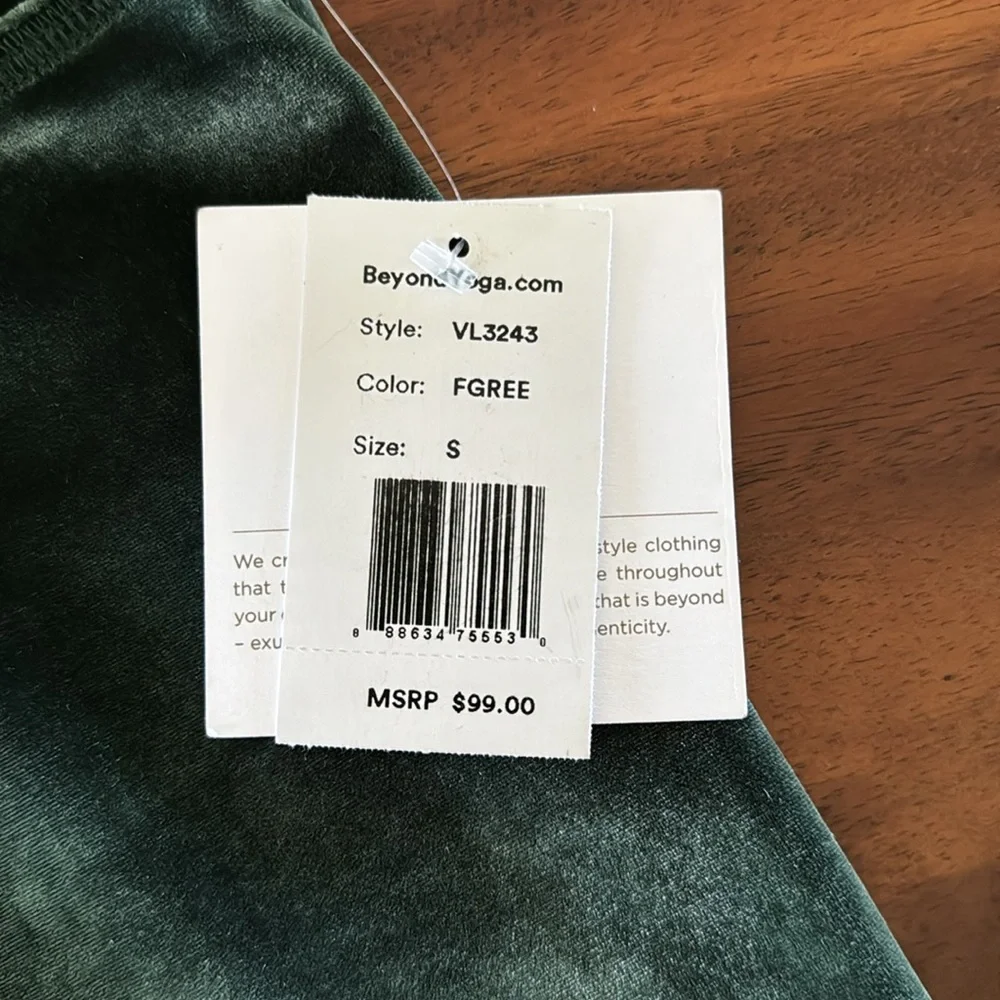 Beyond Yoga Velvet High Waisted Velvet leggings - Picture 7 of 8